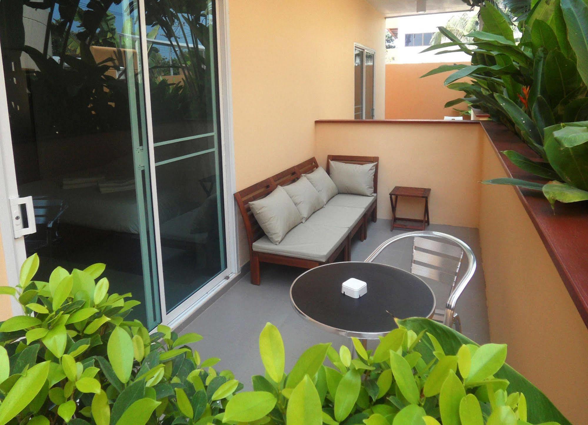 Gp Rooms Pool Guesthouse Pattaya Exterior photo