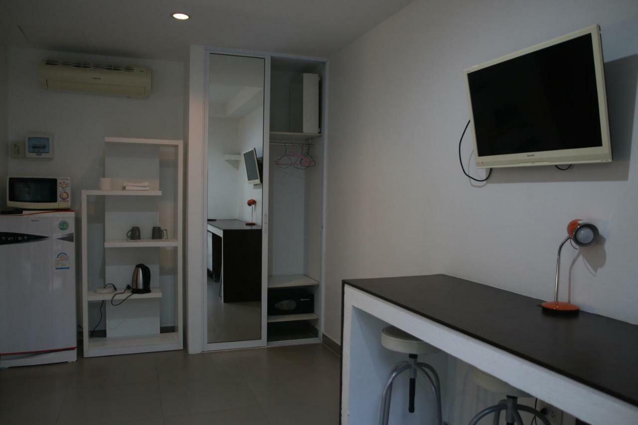 Gp Rooms Pool Guesthouse Pattaya Exterior photo